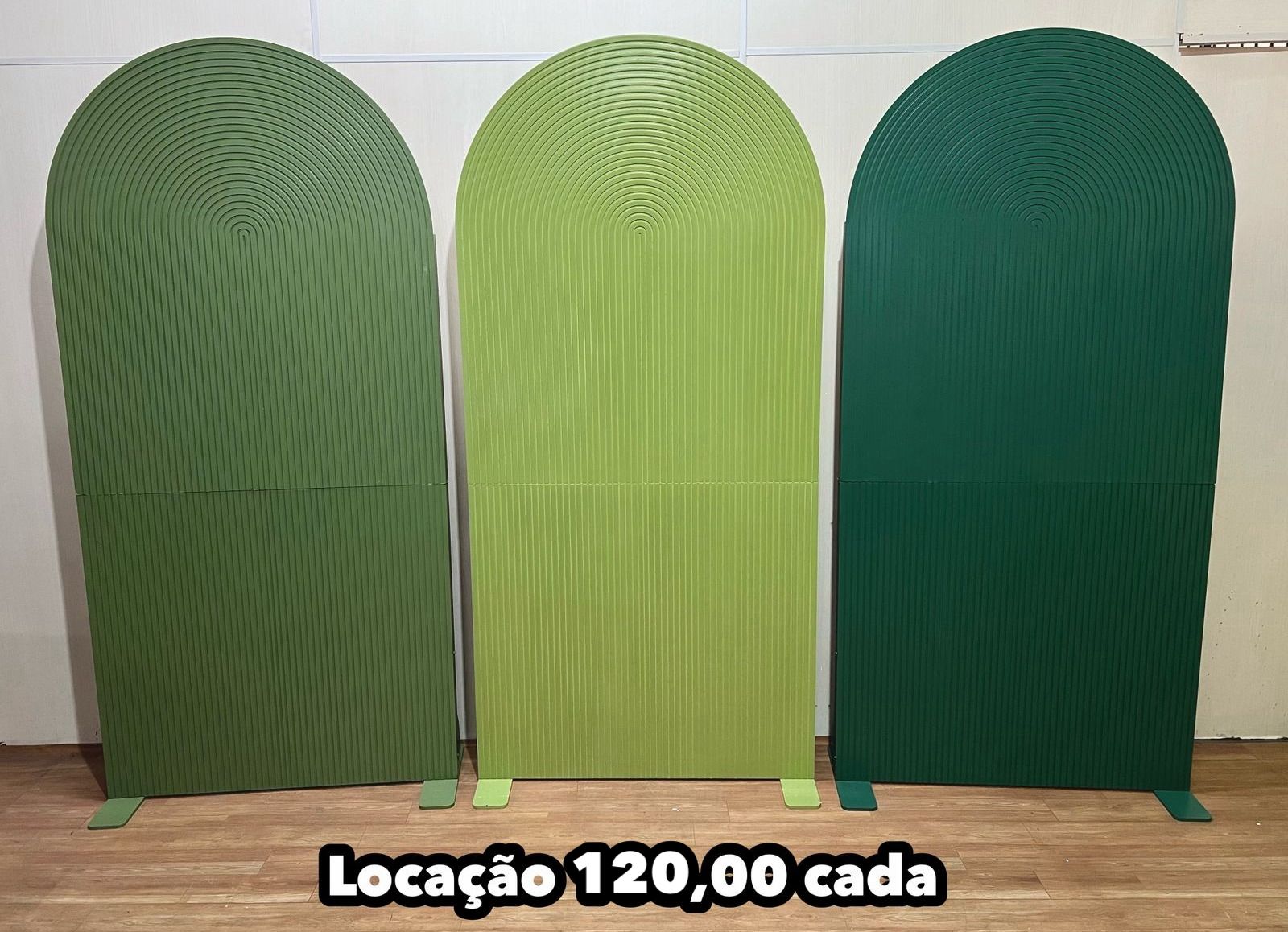 painel ripado verde escuro.jpg